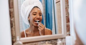 Benefits Of Flossing Your Teeth